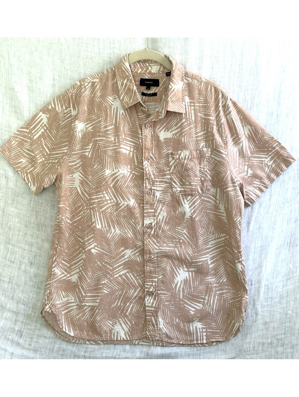 Vince Linen Blend Button Up Shirt Mens M Tropical Palm Print Pink Classic Fit